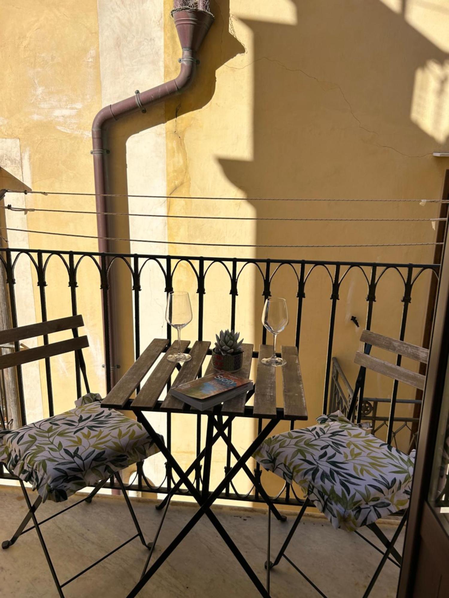 Sicilian Dream Apartments Cefalu Ngoại thất bức ảnh