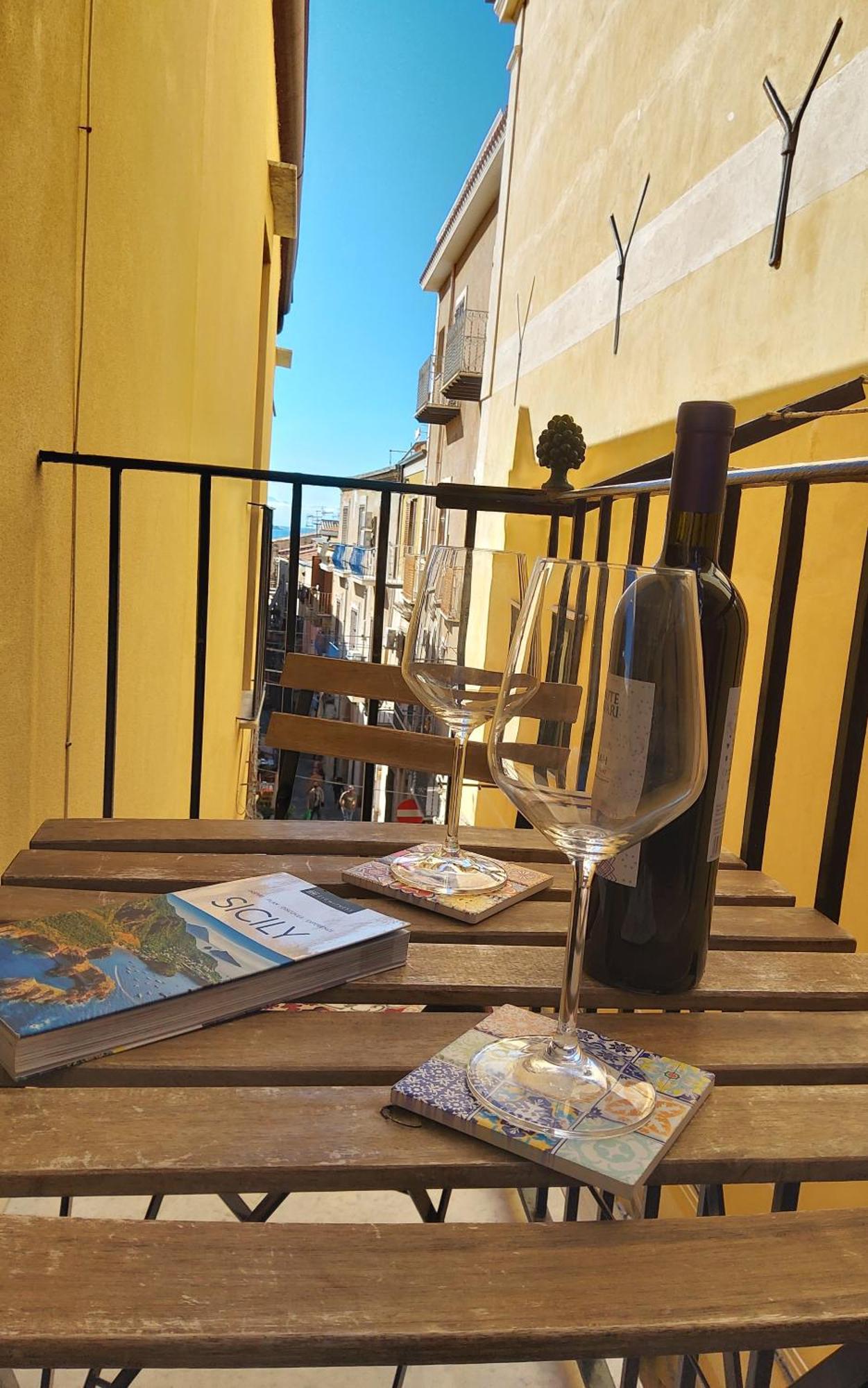 Sicilian Dream Apartments Cefalu Phòng bức ảnh